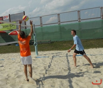 Nonstop 24-hodin beachvolejbal