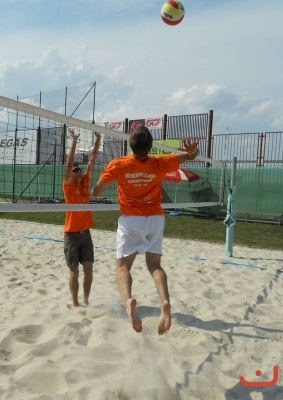 Nonstop 24-hodin beachvolejbal