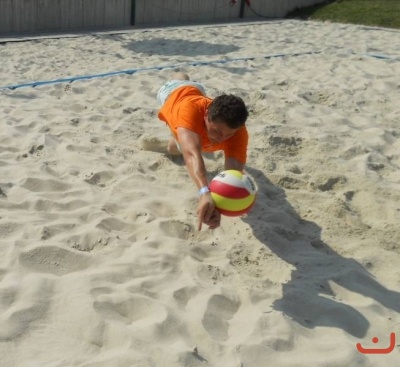 Nonstop 24-hodin beachvolejbal