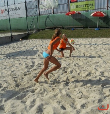Nonstop 24-hodin beachvolejbal