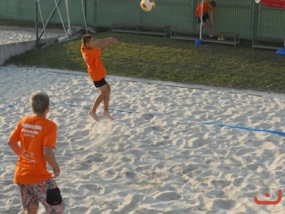 Nonstop 24-hodin beachvolejbal