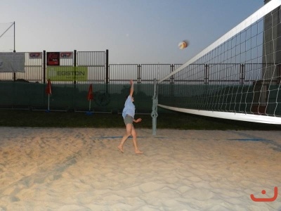 Nonstop 24-hodin beachvolejbal