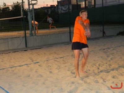 Nonstop 24-hodin beachvolejbal