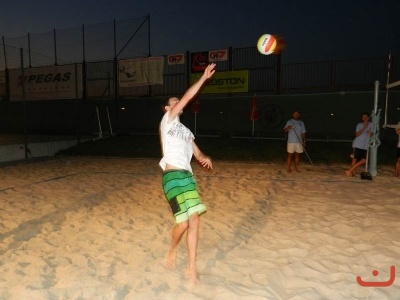 Nonstop 24-hodin beachvolejbal