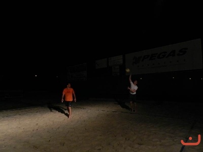 Nonstop 24-hodin beachvolejbal