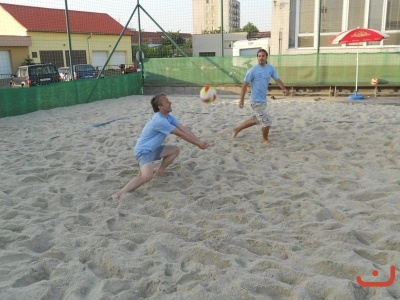 Nonstop 24-hodin beachvolejbal