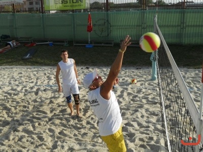 Nonstop 24-hodin beachvolejbal