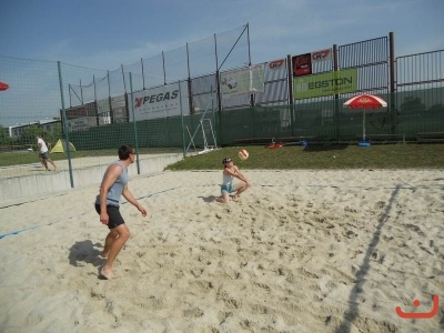 Nonstop 24-hodin beachvolejbal
