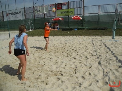 Nonstop 24-hodin beachvolejbal