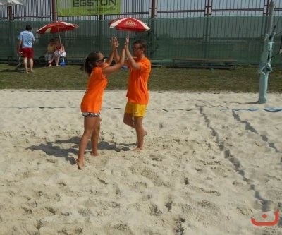 Nonstop 24-hodin beachvolejbal