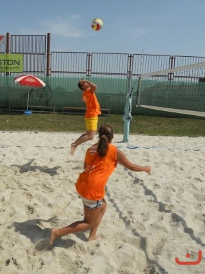 Nonstop 24-hodin beachvolejbal