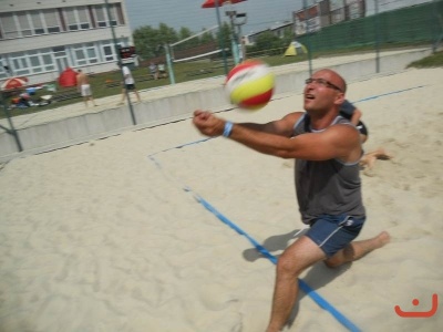 Nonstop 24-hodin beachvolejbal