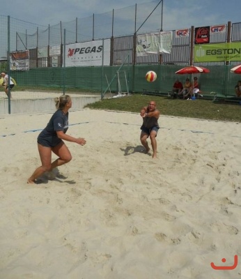 Nonstop 24-hodin beachvolejbal