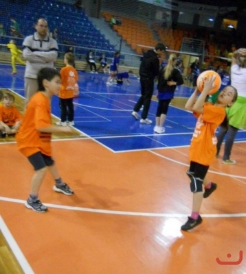 Minivolejbal - březen