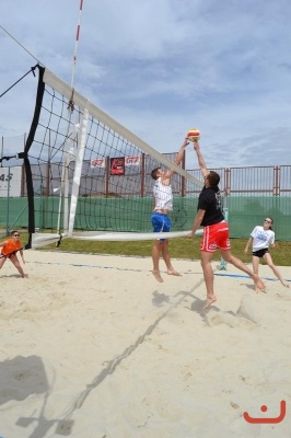 Beachový turnaj osobností a žáků školy