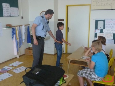 Policie ve školní družině