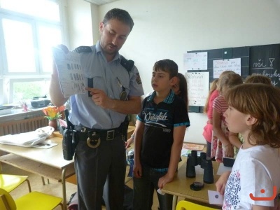 Policie ve školní družině