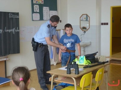 Policie ve školní družině