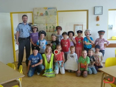 Policie ve školní družině