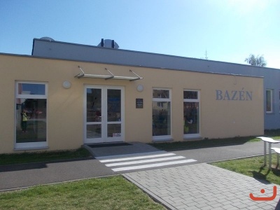 Školní bazén