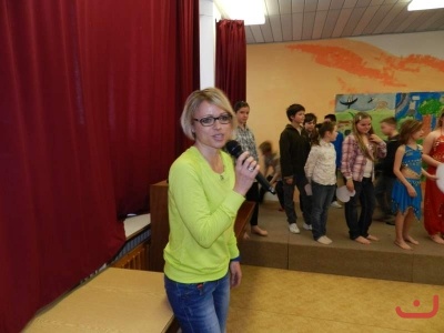 4.B a jejich divadlo