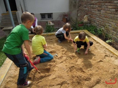 Montessori Den Země