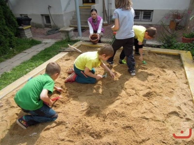 Montessori Den Země