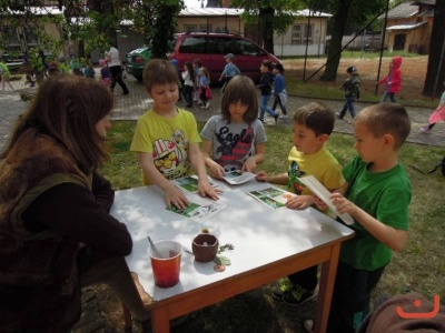 Montessori Den Země