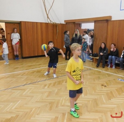 Mikulášský minivolejbal