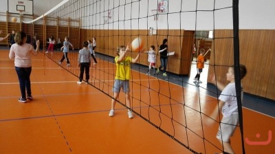 OP - oranžový minivolejbal