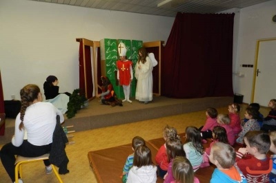 Představení dramatického kroužku