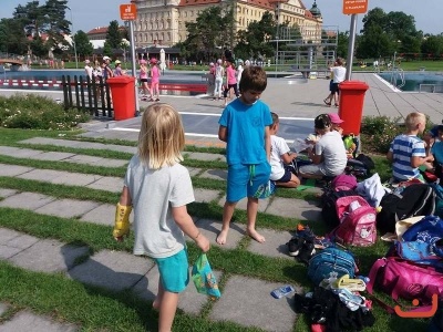 Louka plna deti_19