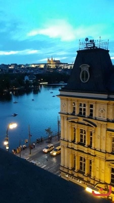 Praha_128