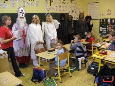 Mikuláš ve škole a ve školce
